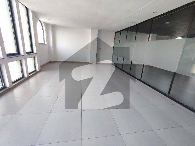 10 Marla Beautiful Office Available For Rent