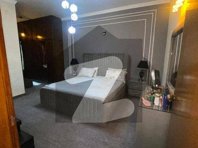 10 marla beautiful upper portion available for rent in dha phase 4