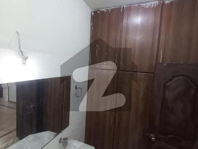10 Marla Beautiful Used House Available For Sale In Prime Location Of Paragon City Imperial Block