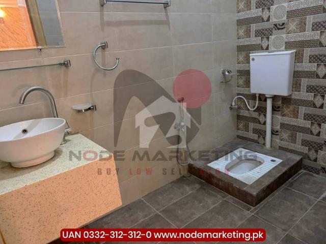 10 Marla Beautifully Constructed New House At Sheikh Maltoon