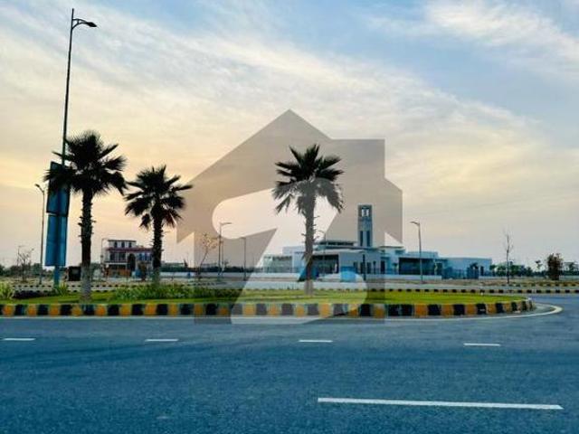 10 Marla Beautifully Designed Double Storey Home DHA Defence Sector D