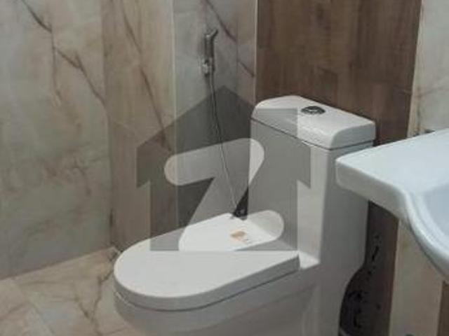 10 marla brand new 3 bed flat available for rent in askari 11 sec d askari 11 sector d