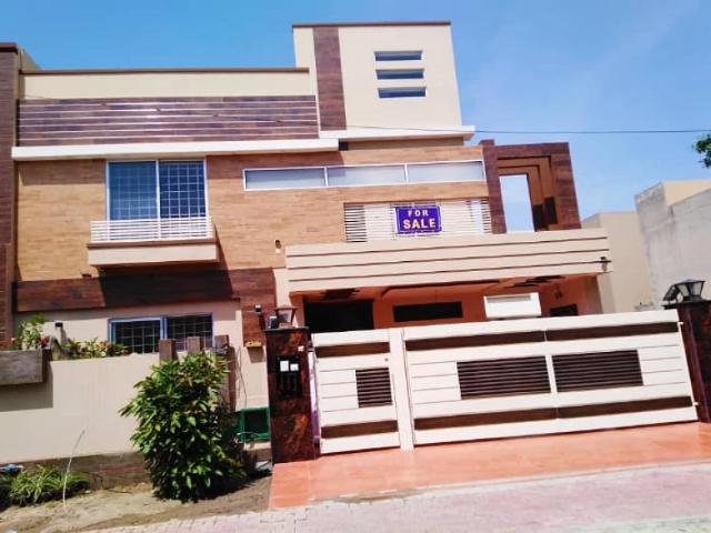 10 Marla Brand New 5 Bedroom Double Unit House Sector C Bahria Town La Lahore Golf View Residencia ID 80430