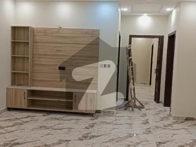10 Marla Brand New 5 Bedrooms Unfurnished House Available For Rent Bahria Town Phase 8