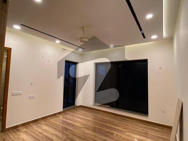 10 Marla Brand New Corner House For Sale | Modern Elevation | 65 Ft Road Facing 10 Kv Solar B1 Sector DHA Phase 1 Sector B1