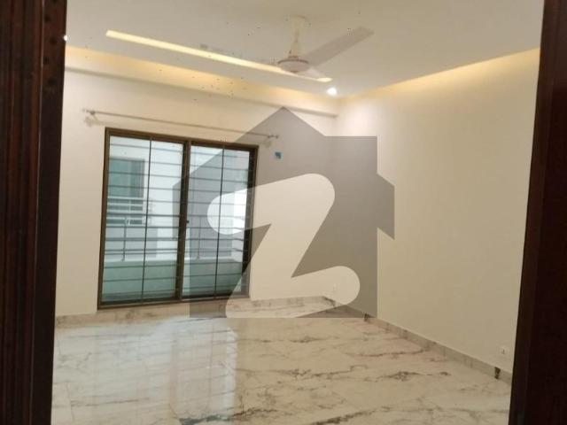 10 Marla Brand New Apartment For Rent Askari 11 Sec D Askari 11 Sector D