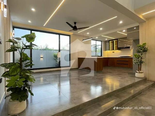 10 Marla Brand New Double Highted House For Sale In B 17 Islamabad
