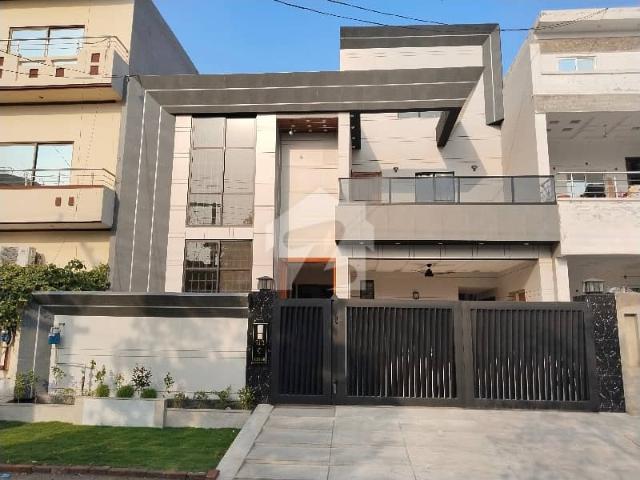 10 Marla Brand New Double Storey House For Sale