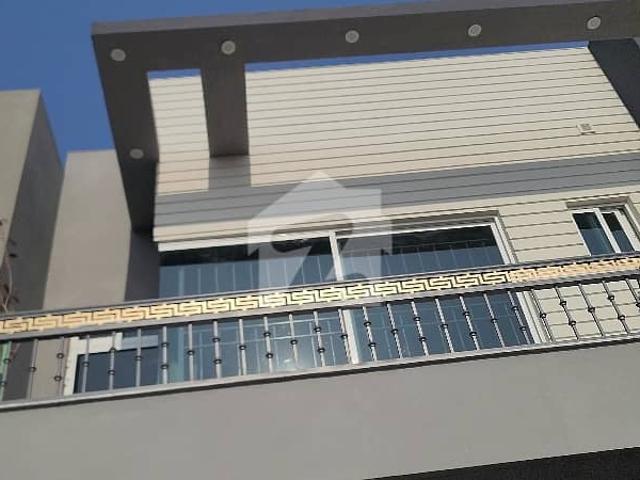 10 Marla Brand New Double Unit House On A Hot Location. Dem 5.50 Cr Offer Required