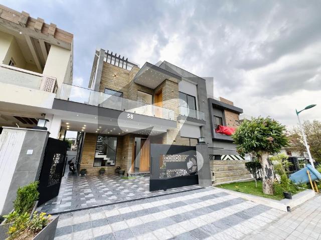 10 marla brand new decent house for sale in bahria town phase 8 block h