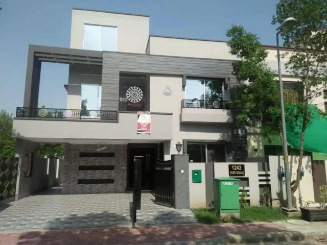 10 marla brand new designer house available for sale in bahria town lahore bahria town id 08547