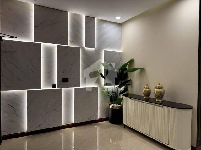10 Marla Brand New Designer House For Sale. Dem 4.80 Negotiable