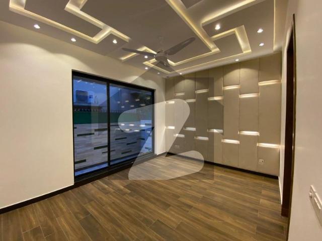 10 Marla Brand New Executive Class Amazing House For Sale DHA Phase 7