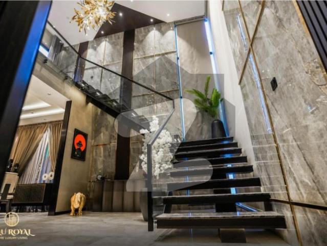 10 marla brand new eye catching ultra modern bungalow for sale near to raya in low price dha phase 7 block t