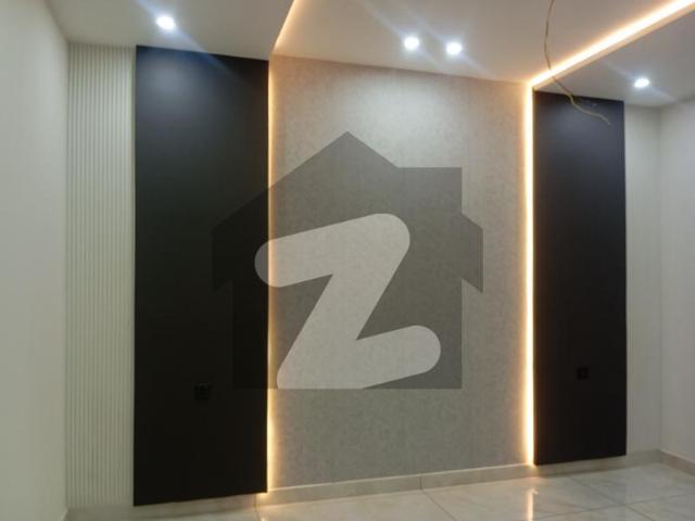 10 marla brand new house avaiable for sale wapda city block b