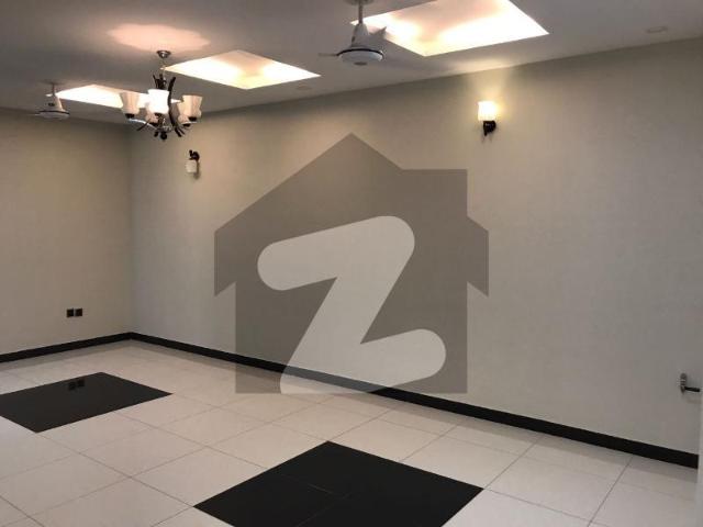 10 Marla Like Brand New House Available For Sale On Prime Location Of Bahria Town Phase 2