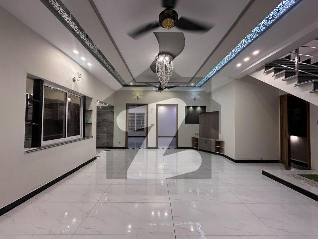 10 Marla Brand New House Double Unit Back Open 360 Demand Bahria Town Phase 8