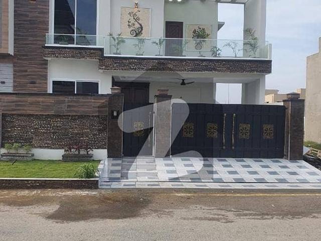 10 Marla Brand New House For Rent