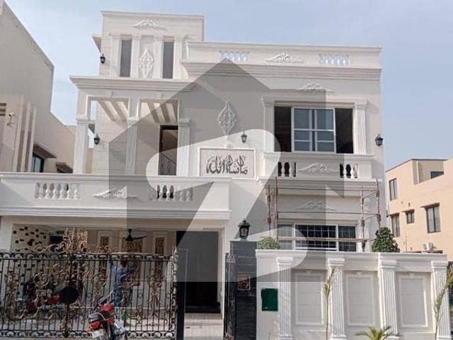 10 Marla Brand New House For Rent In Jasmine Block