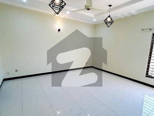 10 Marla Brand New House For Rent Multi Garden B17 Islamabad