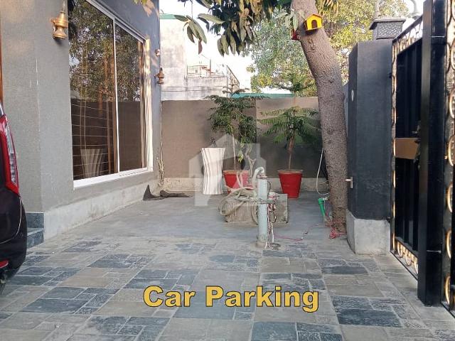 10 Marla Brand New House For Sale