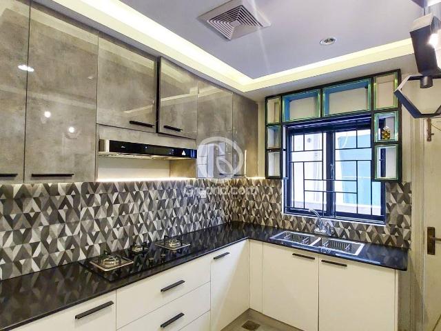10 Marla Brand New house for sale