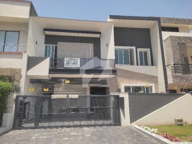 10 marla brand new house for sale