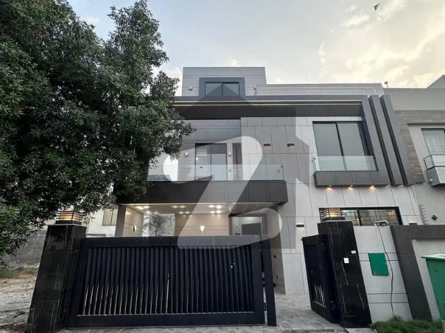 10 Marla Brand New House for Sale Bahria Town
