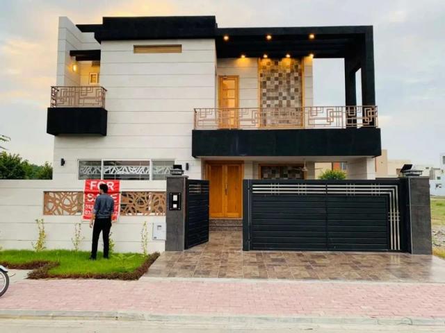 10 Marla Brand New House For Sale In Bahria Town Y Lahore Bahria Town ID 25135