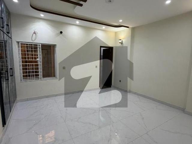 10 Marla Brand new House for Sale in Good Condition Allama Iqbal Town