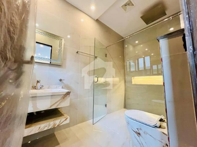 10 Marla Brand New House For Sale In Lake City Sector M2A