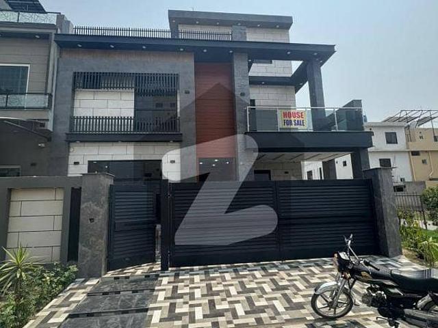 10 Marla Brand New House for Sale in Tulip Block Park View City Lahore