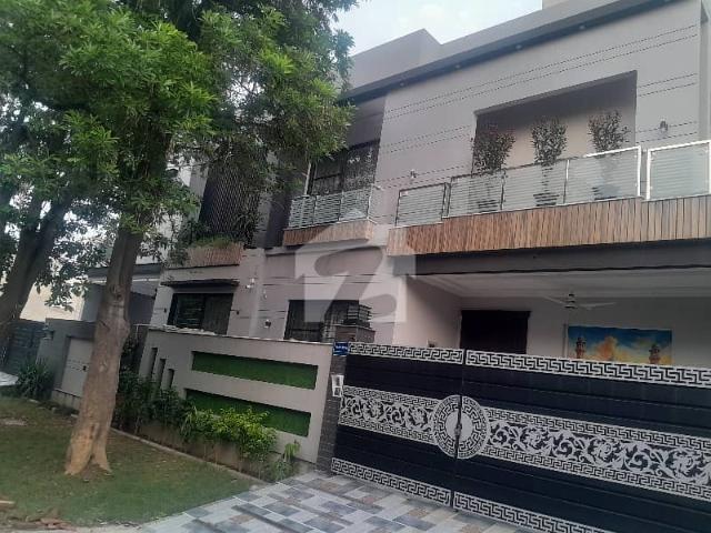 10 Marla Brand New House For Sale Wapda City