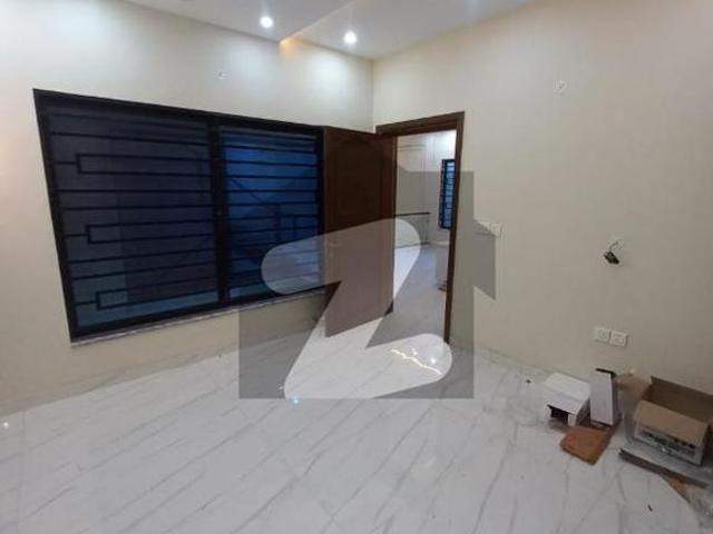 10 Marla Brand new house For sale Wapda City