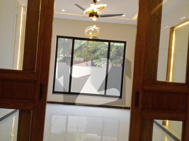 10 marla brand new house for sale top city 1