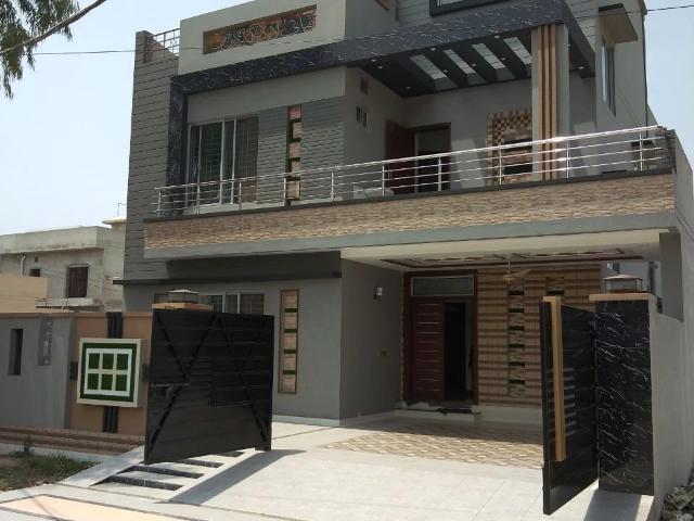 10 Marla Brand new House sale Lahore Kahna ID 09193