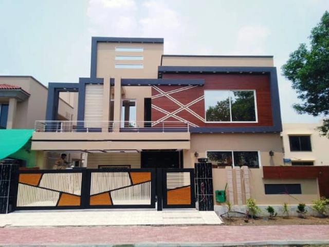 10 Marla Brand New House With Gas For Sale In Sector C Bahria Town Lahore Bahria Town ID 91449