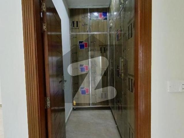 10 Marla Brand New Owner Built House at very Prime Location Bahria Town Phase 8