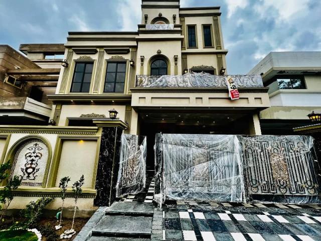 10 Marla Brand new lavish house available for sale in Formanites housi Lahore Formanites Housing Scheme ID 79914