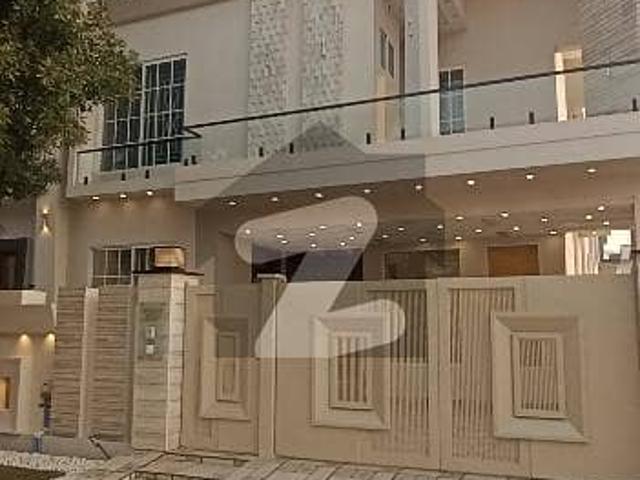 10 Marla Brand New Laxury House In DC Colony For Sale