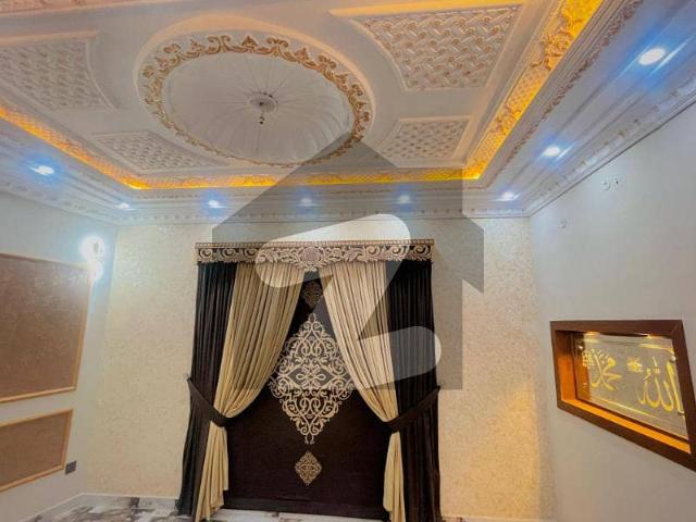 10 marla brand new luxuary upper portion for rent in talha block bahria town lahore