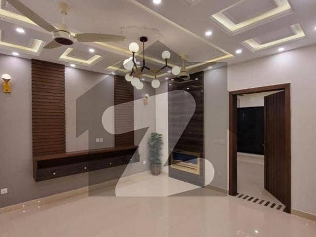 10 Marla Brand New Luxury Non Furnished Full House For Rent IN Bahria Town Lahore