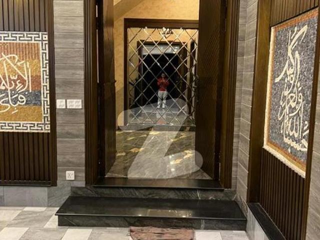 10 Marla Brand New Luxury House Available For Rent In Bahria Town Lahore. Bahria Town Sector E