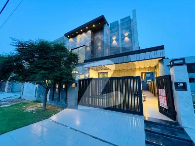 10 Marla Brand New Luxury House For Sale In Bahria Town Lahore. Bahria Town Sector E