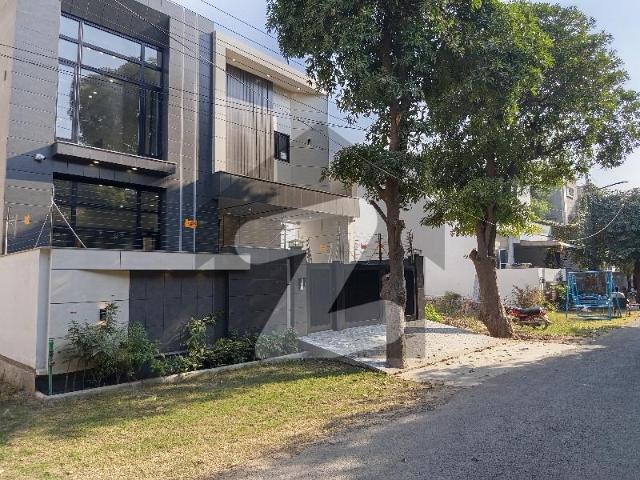 10 Marla Brand New Luxury House For Sale In Wapda City M Block Near To School Near To Park Near To Gate Wapda City Block M