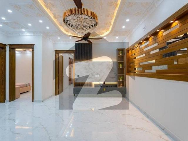 10 Marla Brand New Luxury Spanish White House All Original Picture Direct Meeting Available For Sale in Tariq Garden Lahore