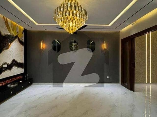 10 Marla Brand New Luxury Upper Portion Available For Rent In Bahria Town Lahore