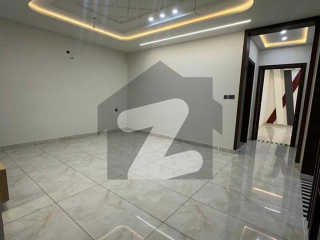10 Marla Brand New Lucury House For Dale In Wapda City