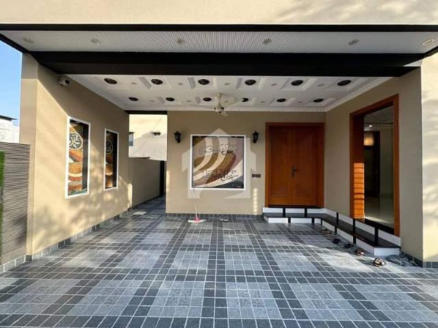 10 Marla Brand New Modern Design House For Sale n Block KK DHA Phase 4 Lahore