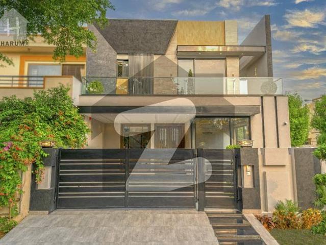 10 Marla Brand New Modern Design Lavish House For Sale In Lake City Meadows